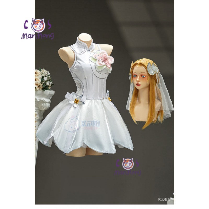 Anime Cosplay Female Characters - Invisible Woman Susan Storm Richards Cosplay